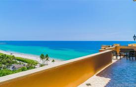 Elite flat with ocean views in a residence on the first line of the beach, Hollywood, Florida, USA for $3,150,000