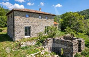 5-bedroom villa 1,000 m² in Pontassieve for 1,100,000 €