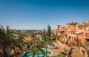 3-bedroom penthouse 294 m² in Marbella for 2,200,000 €