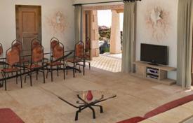Two Villas in Rustic State for sale 5 km from Porto Cervo and Pevero Golf Club for 1,000,000 €