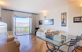 3-bedrooms apartment in Boulevard de la Croisette, France for 1,378,000 €
