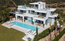 9-bedroom villa 913 m² in Marbella for 15,000 € per week