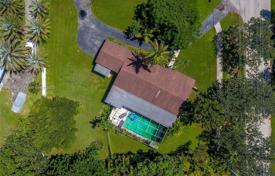 Development land – Pinecrest, Florida, USA for $1,500,000