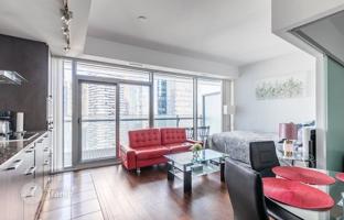 5-bedroom apartment in York Street for C$882,000