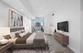 Apartment – Etobicoke, Toronto, Ontario,  Canada for C$884,000