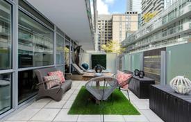 Apartment – Richmond Street West, Old Toronto, Toronto,  Ontario,   Canada for C$1,050,000