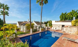 9-bedroom villa 1,177 m² in Marbella for 8,250,000 €