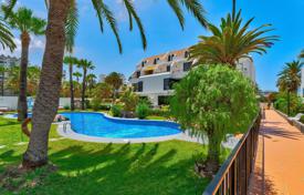 Duplex turnkey penthouse in Playa de las Americas, Tenerife, Spain for 385,000 €
