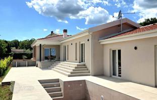 4-bedroom house 175 m² in Barban for 728,000 €