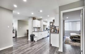 Apartment – Scarborough, Toronto, Ontario,  Canada for C$682,000