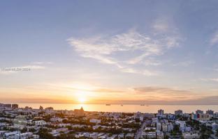 2-bedroom apartments in condo 126 m² in Miami Beach for $2,375,000
