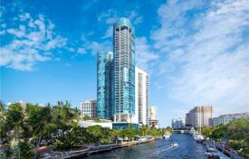 Comfortable apartment with ocean views in a residence on the first line of the beach, Fort Lauderdale, Florida, USA for $1,375,000