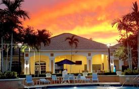 Condo – Royal Palm Beach, Palm Beach, Florida,  USA for $315,000
