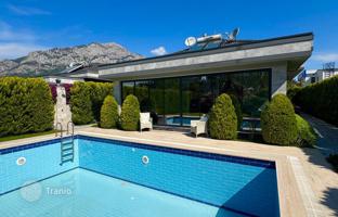 Modern villa with a pool in the center of Kemer, Antalya, Türkiye for 1,090,000 €