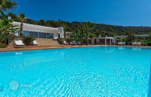 Exclusive villa with pool and stunning sea views in Faralya, Fethiye, Türkiye for 360,934,000 TRY