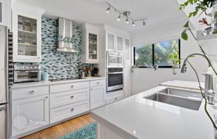 3-bedroom house 182 m² in Key Biscayne for $1,995,000