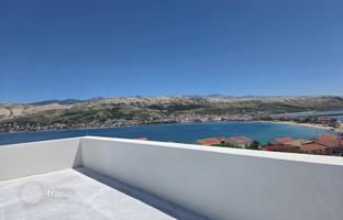 3-bedroom apartment 115 m² in Pag for 330,000 €