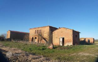 Land plot in Sinalunga for 1,300,000 €