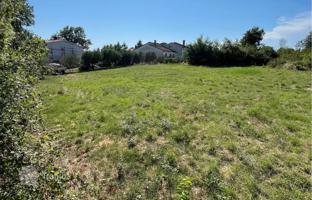 Land plot 909 m² in Loborika for 109,000 €