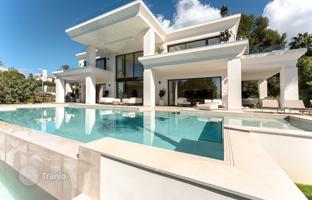 7-bedroom villa 1,320 m² in Marbella for 11,880,000 €
