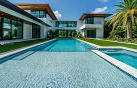Villa – Pinecrest, Florida, USA for $5,275,000