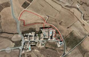 Land plot 23,078 m² in Larnaca for 885,000 €