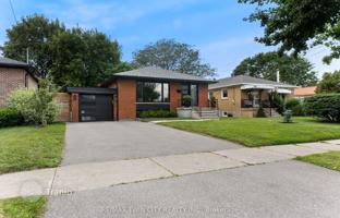 10-bedroom house in Etobicoke for C$2,147,000
