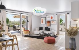 Apartment – Ile-de-France, France for 250,000 €