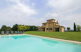 Property for sale in Umbria. Bed-and-breakfast with a swimming pool, a garden, and a terrace, Castiglione del Lago, Umbria, Italy Property for sale in Umbria. Bed-and-breakfast with a swimming pool, a garden, and a terrace, Castiglione del Lago, Umbria, Italy