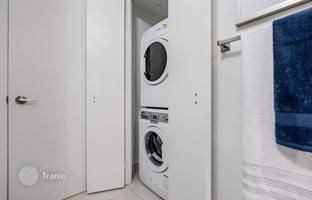 4-bedroom apartment in Adelaide Street West for C$811,000