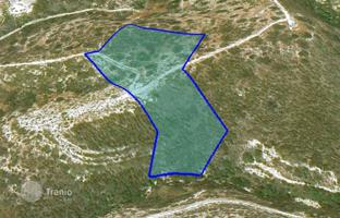 Land plot 9,416 m² in Agios Tychonas for 2,200,000 €