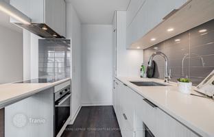 3-bedroom apartment in Old Toronto for C$681,000