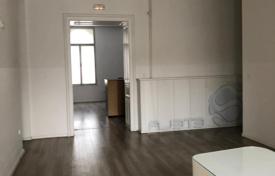 Zagreb, Palmotićeva street, 6-room apartment, 2 parking spaces for 625,000 €