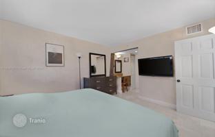 1-bedroom apartments in condo 61 m² in Ocean Drive for $439,000