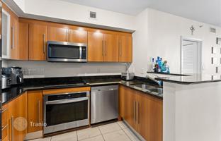 2-bedroom apartments in condo 103 m² in Miami for $625,000