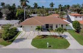 Townhome – Harrison Street, Hollywood, Florida,  USA for $1,399,000