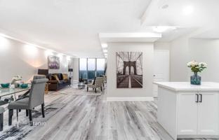 3-bedroom apartment in Etobicoke for C$1,173,000