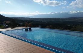 Comfortable villa with a large pool in Kambia, Apokoronas, Greece for 315,000 €