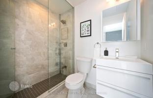 6-bedroom apartment in Etobicoke for C$1,158,000