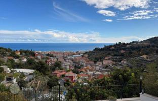 3-bedroom villa 267 m² in Liguria for 1,500,000 €