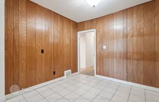 8-bedroom house in North York for C$1,700,000