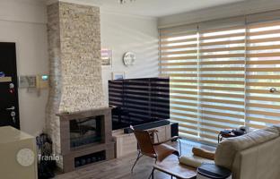 Furnished apartment with a roof-top garden near the beach, Germasogeia, Cyprus for 410,000 €