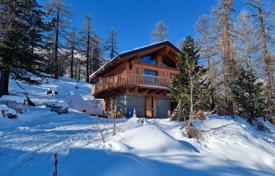 New built hub a few steps from ski slopes, Sestriere, Piedmont, Italy for 890,000 €