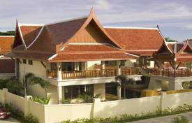 Magnificent villa with 4 bedrooms and sea views for $869,000