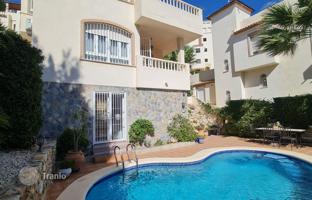 3-bedroom villa 124 m² in Orihuela Costa for 479,000 €