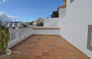 4-bedroom villa 144 m² in Canary Islands for 1,050,000 €
