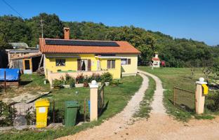 2-room house 138 m² in Labin for 450,000 €