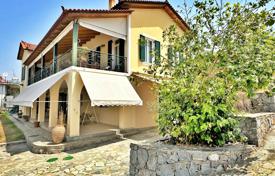 Spacious furnished villa with a pool in Kalamata, Peloponnese, Greece for 500,000 €