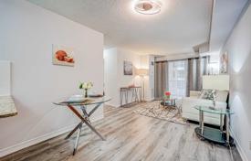 Apartment – Bay Street, Old Toronto, Toronto,  Ontario,   Canada for C$825,000