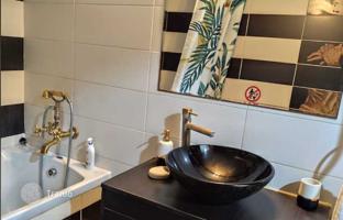 3-bedroom apartment 123 m² in Neapolis for 460,000 €